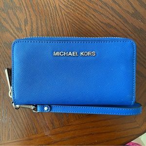 Michael Kors leather wristlet